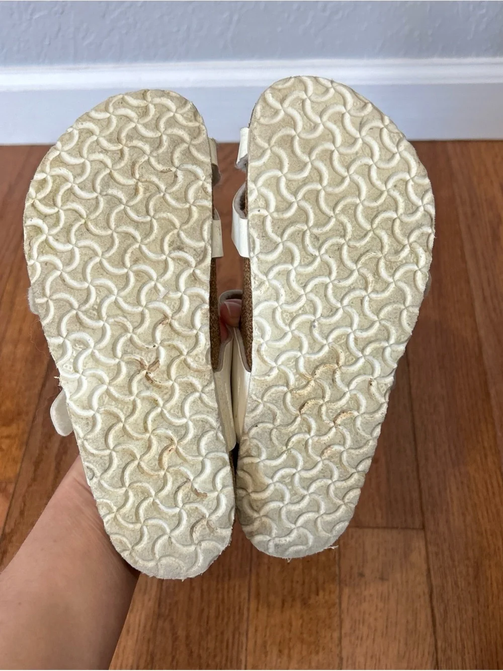 Birkenstock Mayari Sandals Slip On Shoes EU 33 Girls Size 2 White